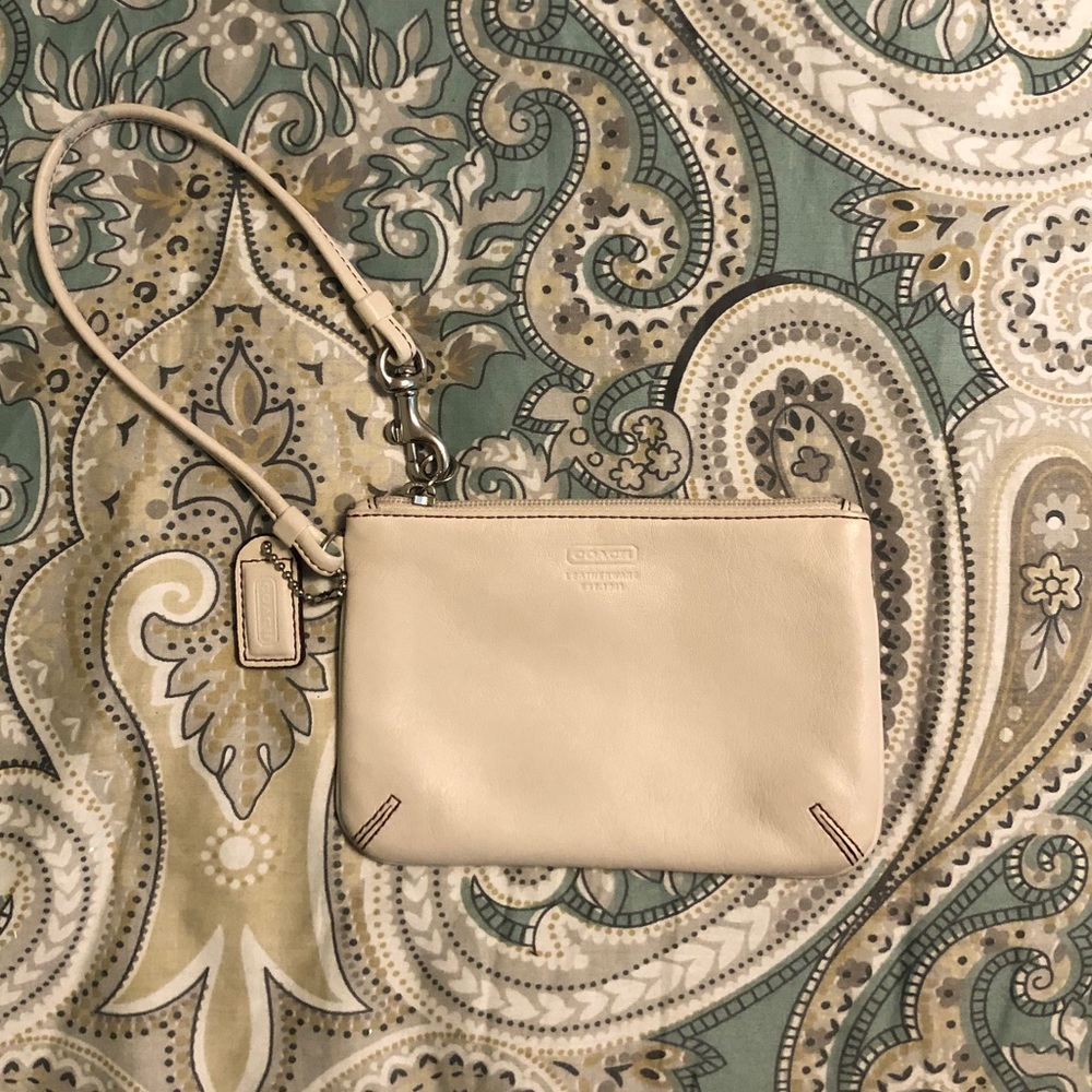 Coach White Leather Wristlet